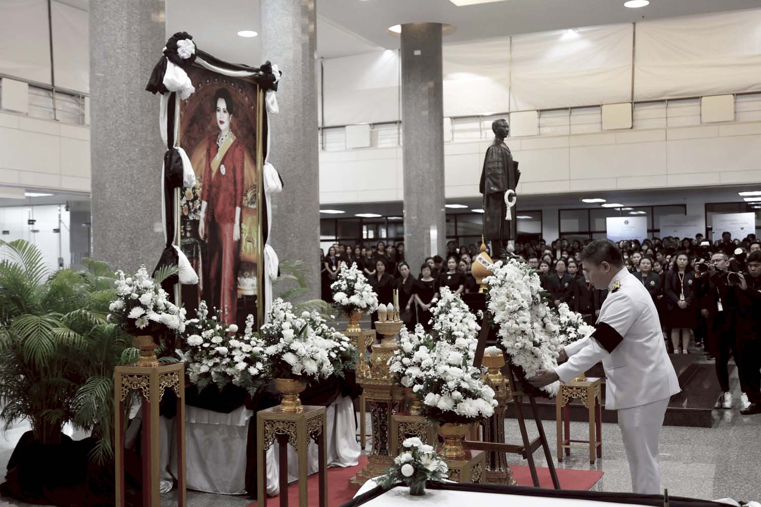 20251017-QueenSirikit68-04