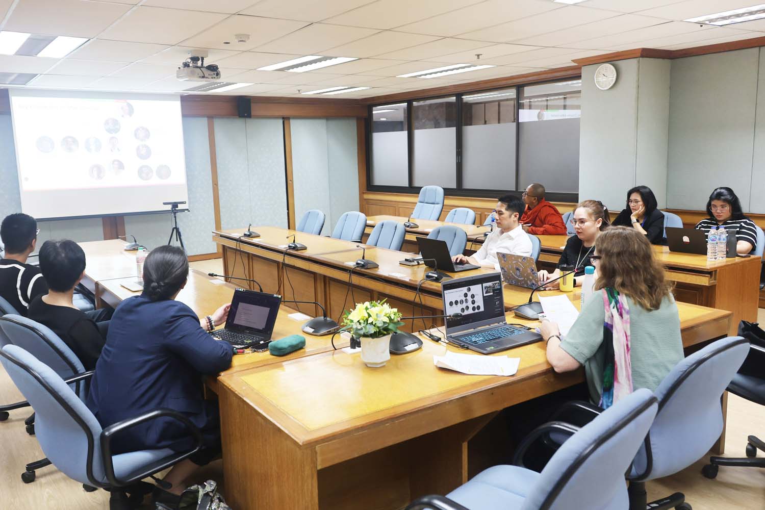 20251107-MultatuliMuseum68-04