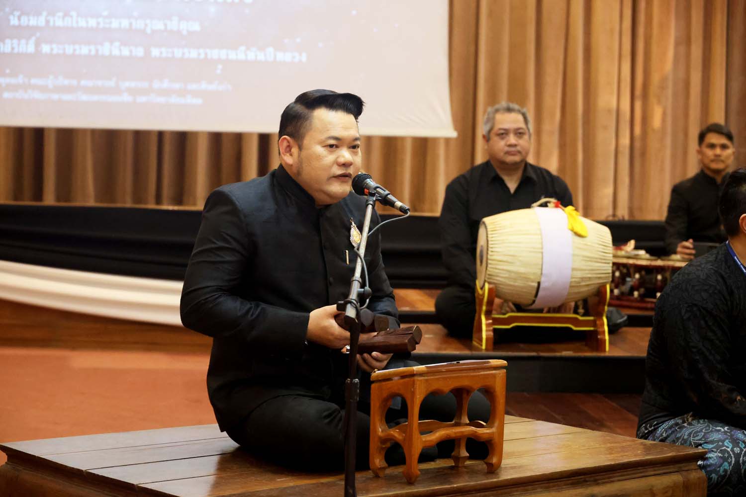 20251216-MemorialQueen -06