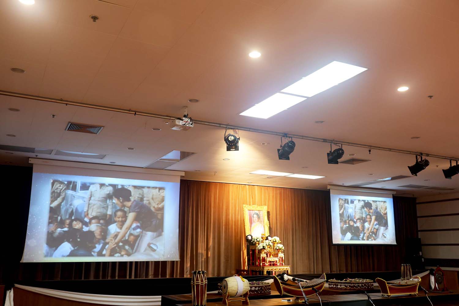 20251216-MemorialQueen -28