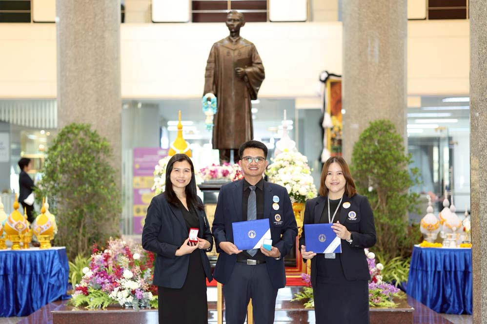 20260302-congratulationsstaffs -14