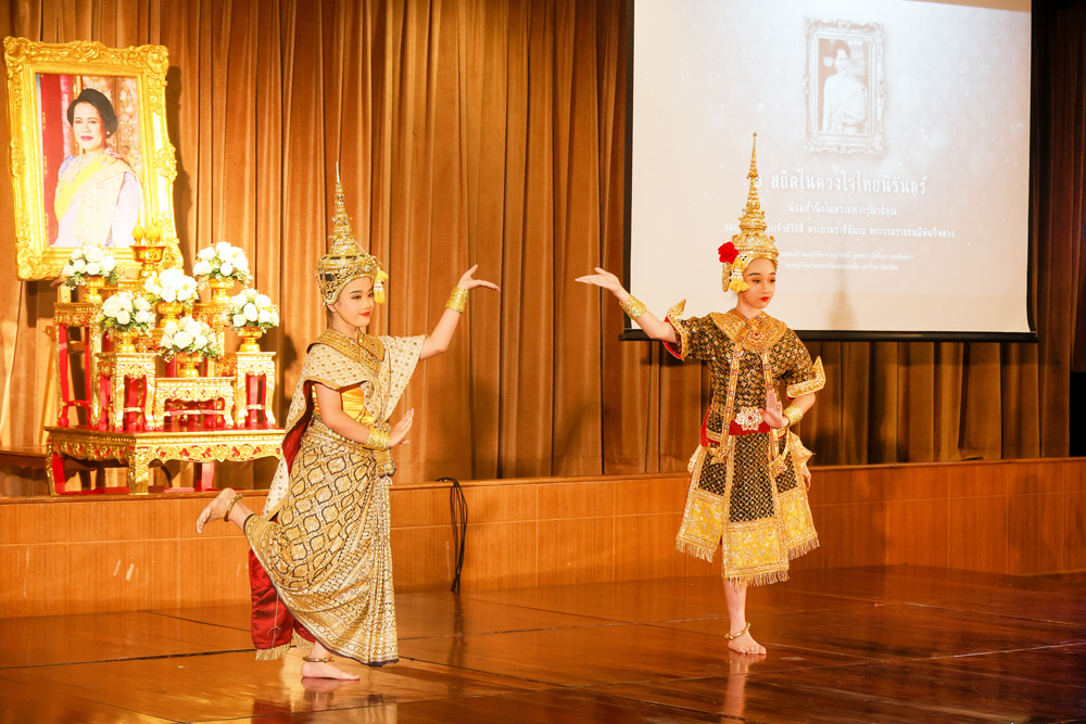 20260410-KhonPerformancing-03