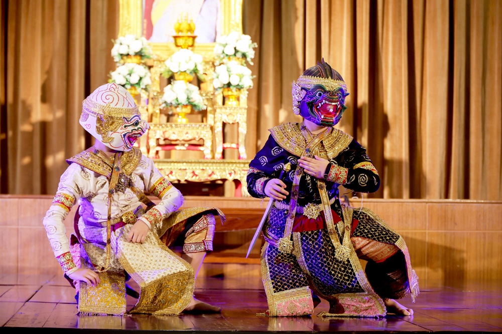 20260410-KhonPerformancing-08