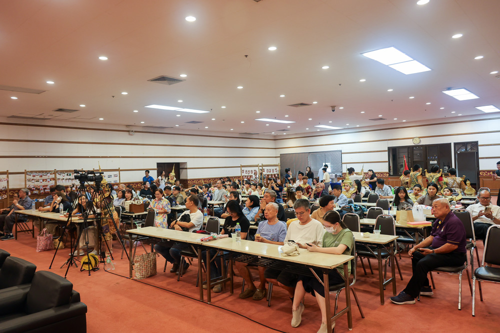 20260410-KhonPerformancing-21