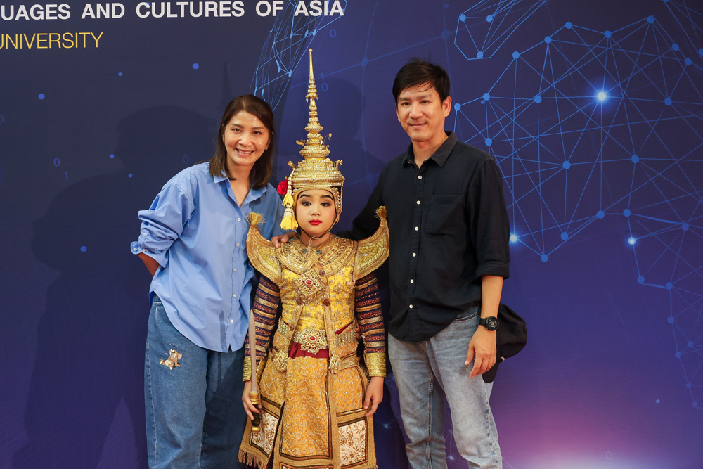 20260410-KhonPerformancing-29