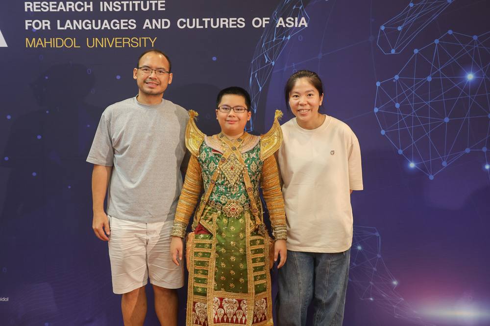 20260410-KhonPerformancing-30